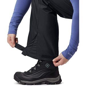 New with tags Columbia Women's Storm Surge Waterproof Rain Pants, 1X (16W-18W)